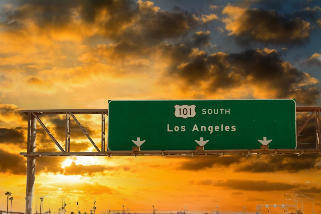 overpass suv crash 101 freeway