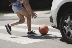 HitRun Child LAPD Searching For H&R Driver Who Severely Hurt Child, 13 LOS ANGELES
