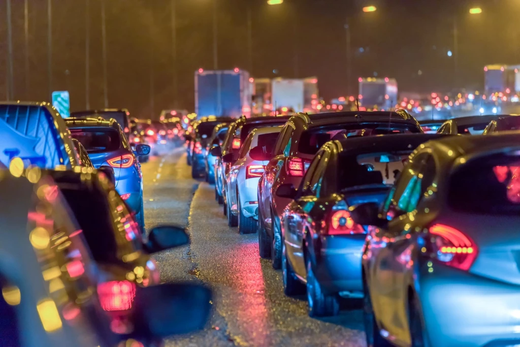 One Killed, One Injured in Multi-Vehicle Crash on 605 in Lakewood