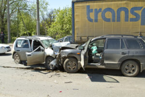 1 dead in multi-vehicle crash on 405 Freeway in Van Nuys