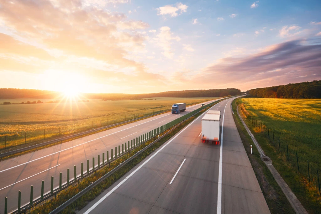 One person was tragically killed on Thursday, November 9th, after being struck in a bus crash on Interstate 5 in Lebec, California.